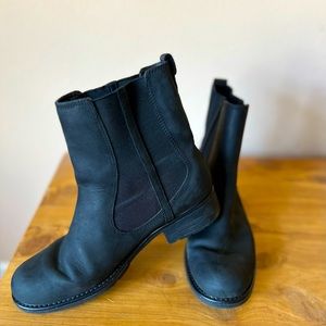 Clarks Black Boots-Size 10